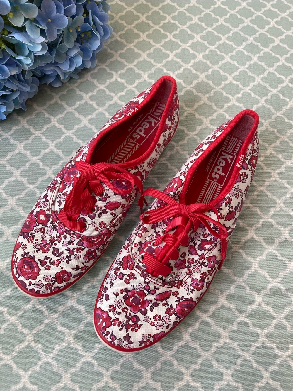 Keds Floral Lace Up Sneakers Red White 7.5